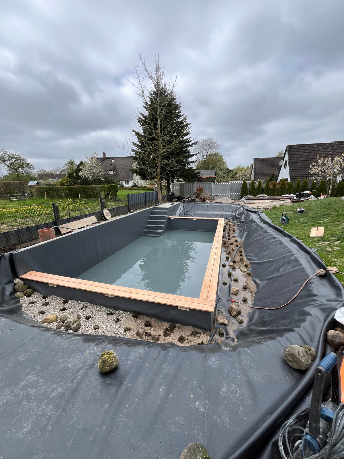 Schwimmteich Schleswig-Holstein – Naturpool im Garten